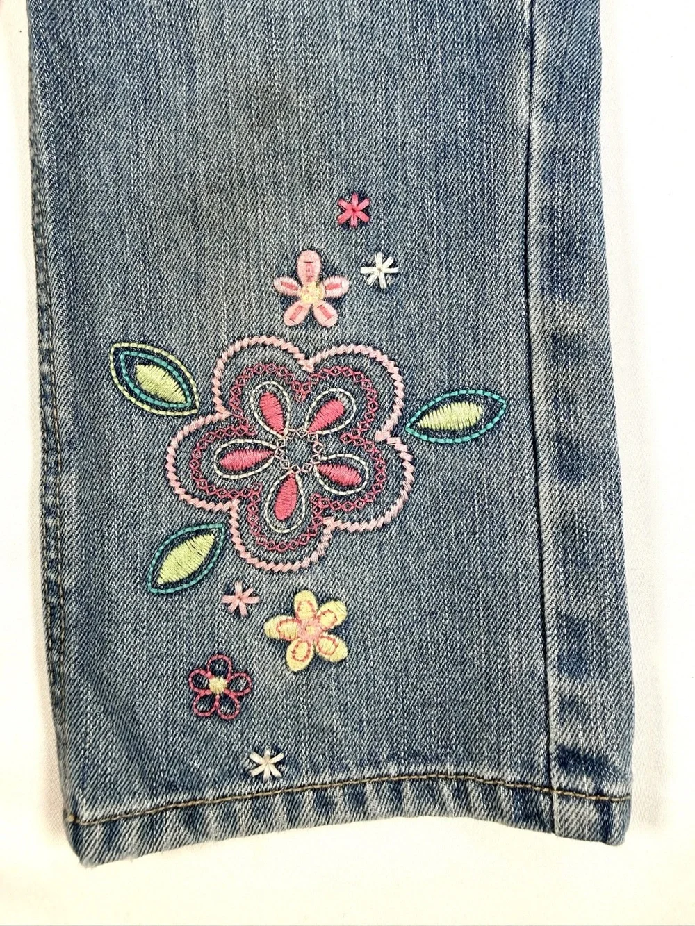 VINTAGE OSHKOSH B’GOSH Girls 7 2000s Embroidered Floral Bow Pocket Jeans Y2K‎